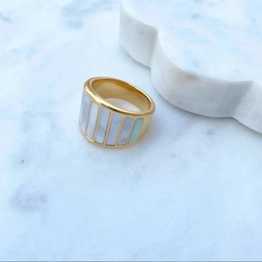 MOTHER of Shell Stripped Ring